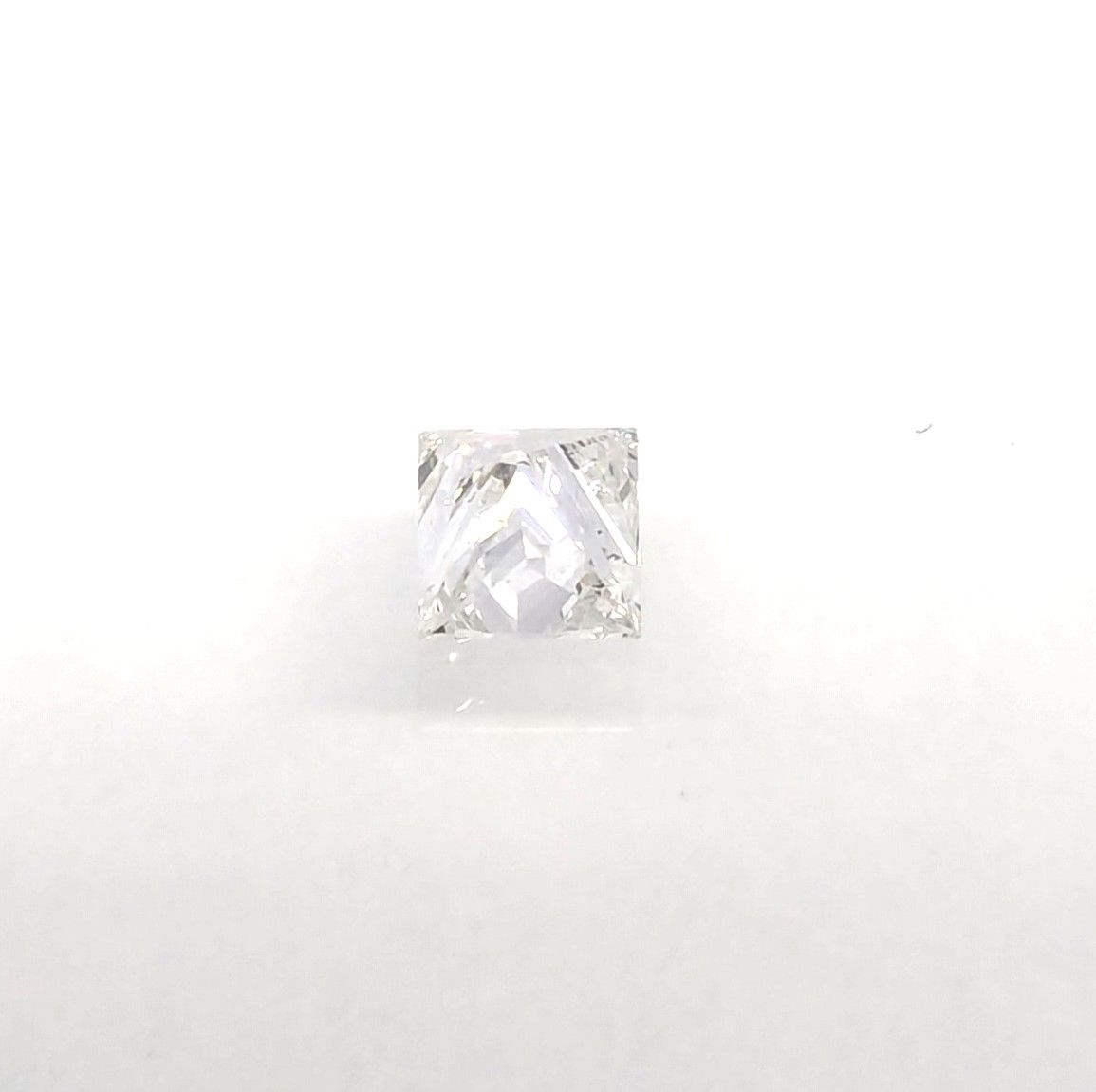 天然ダイヤモンド　ルース　0.325ct 