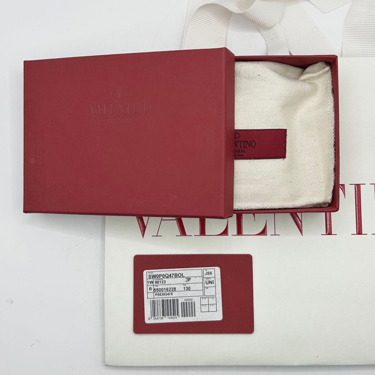 【最終価格】VALENTINO ヴァレンティノ ロックスタッズ スモール ウォレット 三つ折り財布 カーフスキン 赤 ロッソ