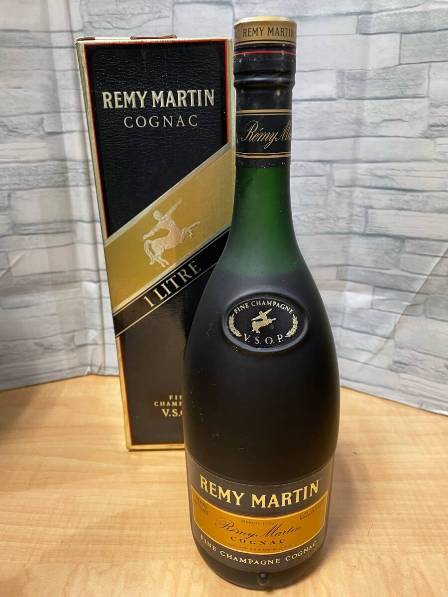 REMY MARTIN コニャック　1000ｍｌ/40％/未開栓/古酒 未使用_画像1