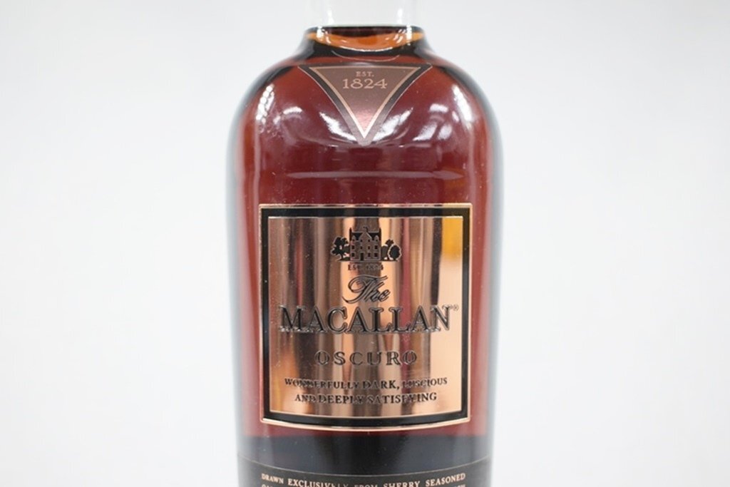 ◎【1スタ！】未開栓 THE MACALLAN ザ・マッカラン OSCURO オスクーロ スコッチウイスキー 700ml 46.5% スコットランド 箱付き 酒_画像4