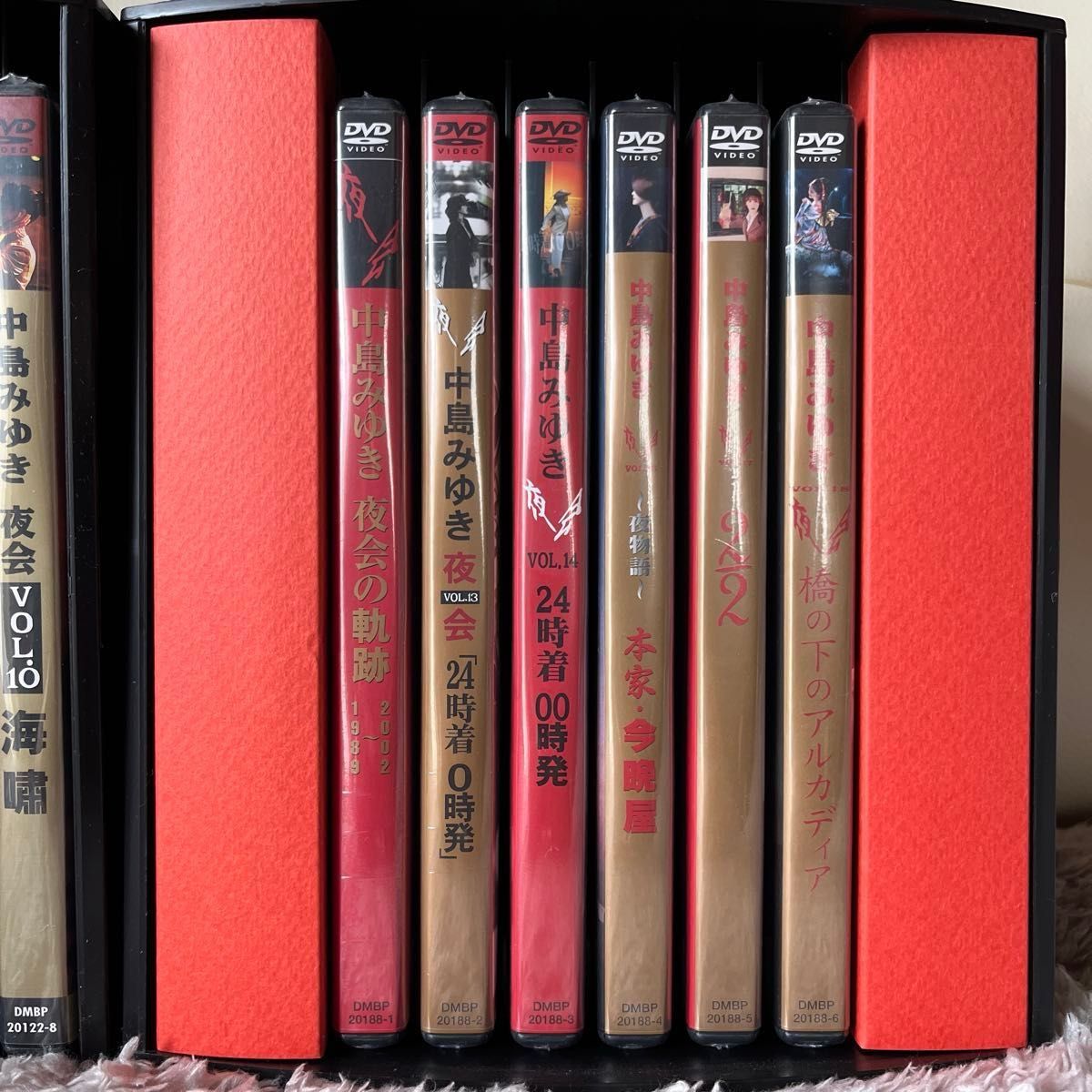 最終値下げ 中島みゆき 夜会DVD14枚 歌詞本2冊 コンプリート+ 最終値下げ 中島みゆき 夜会DVD14枚 歌詞本2冊 コンプリート+