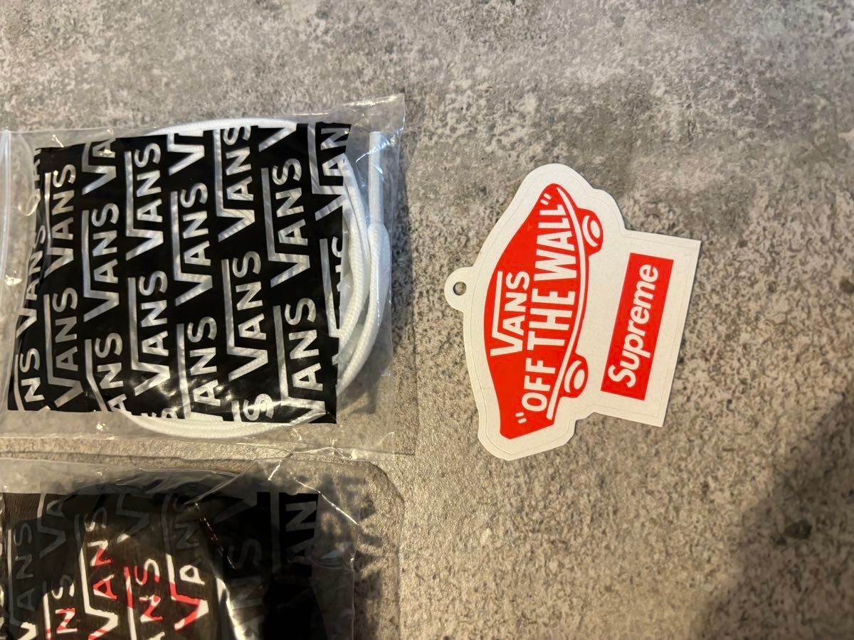 バンズ　靴紐　VANS supreme  ステッカー　3セット