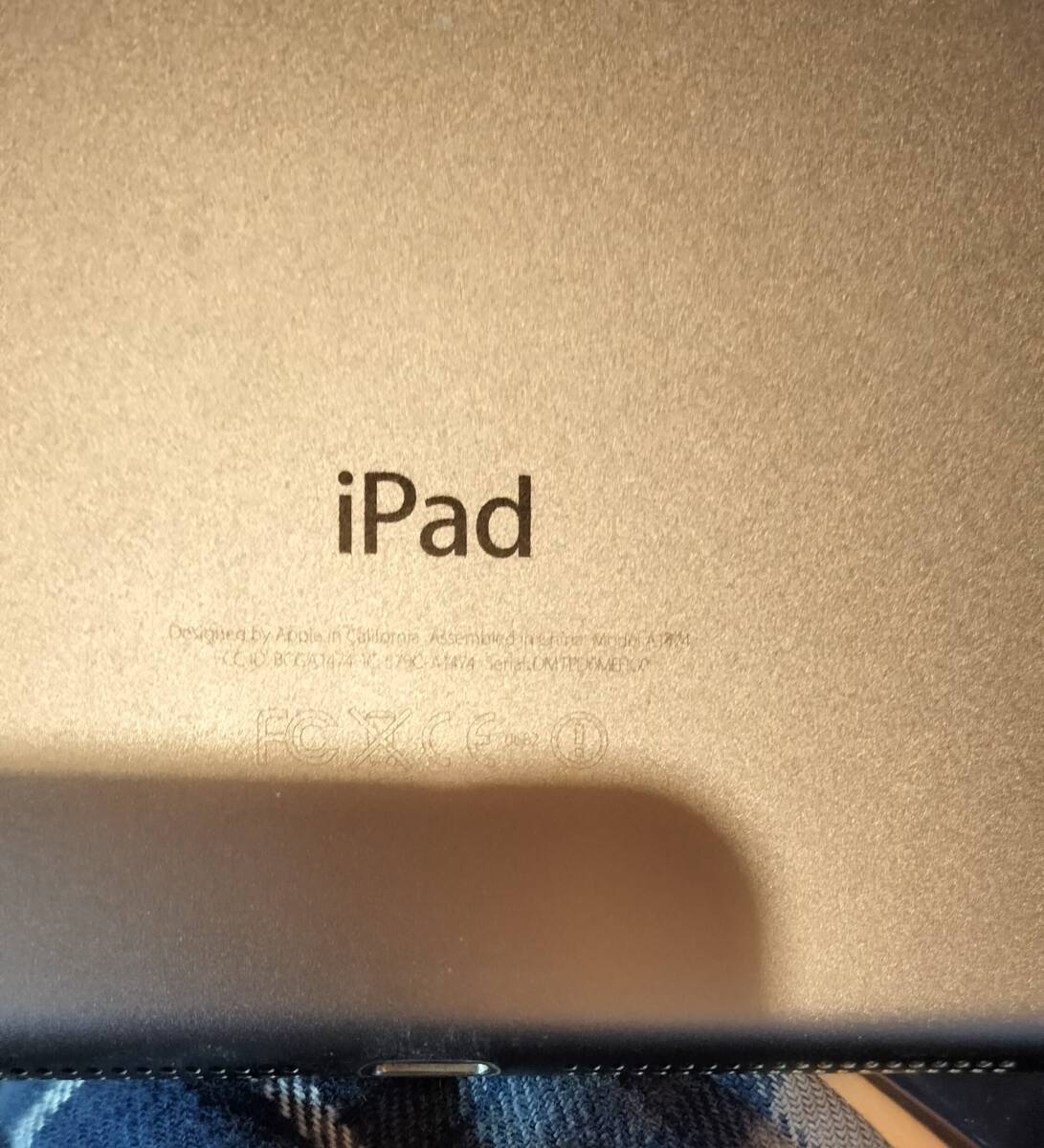 Apple iPad Air Wi-Fiモデル 16GB MD785J/Bの画像4