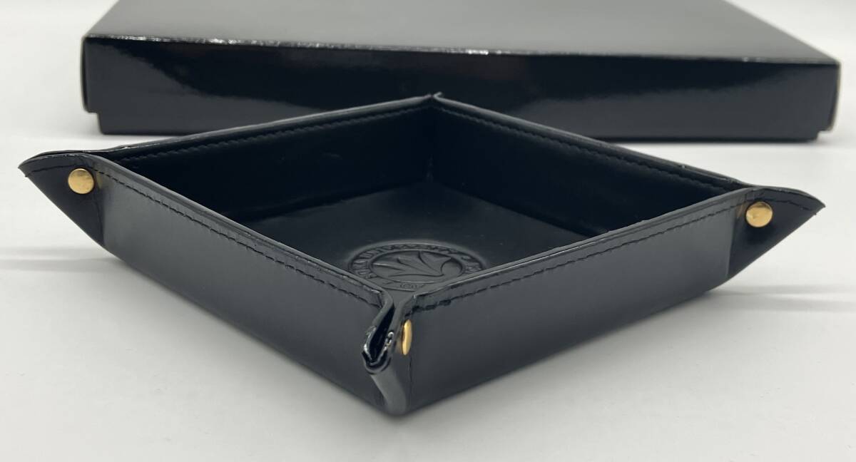 □M249 アメリカ創価大学 SUA 記念品 革製品 小物入れ 小物置き レザートレイ 革ペンケース 3本入れ 黒 ブラックの画像5
