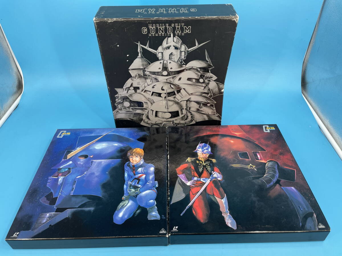 □M172【100円～】機動戦士ガンダム LD レーザーディスク メモリアルボックス MOBILE SUIT GUNDAM MEMORIAL BOX Part1＆2_画像1