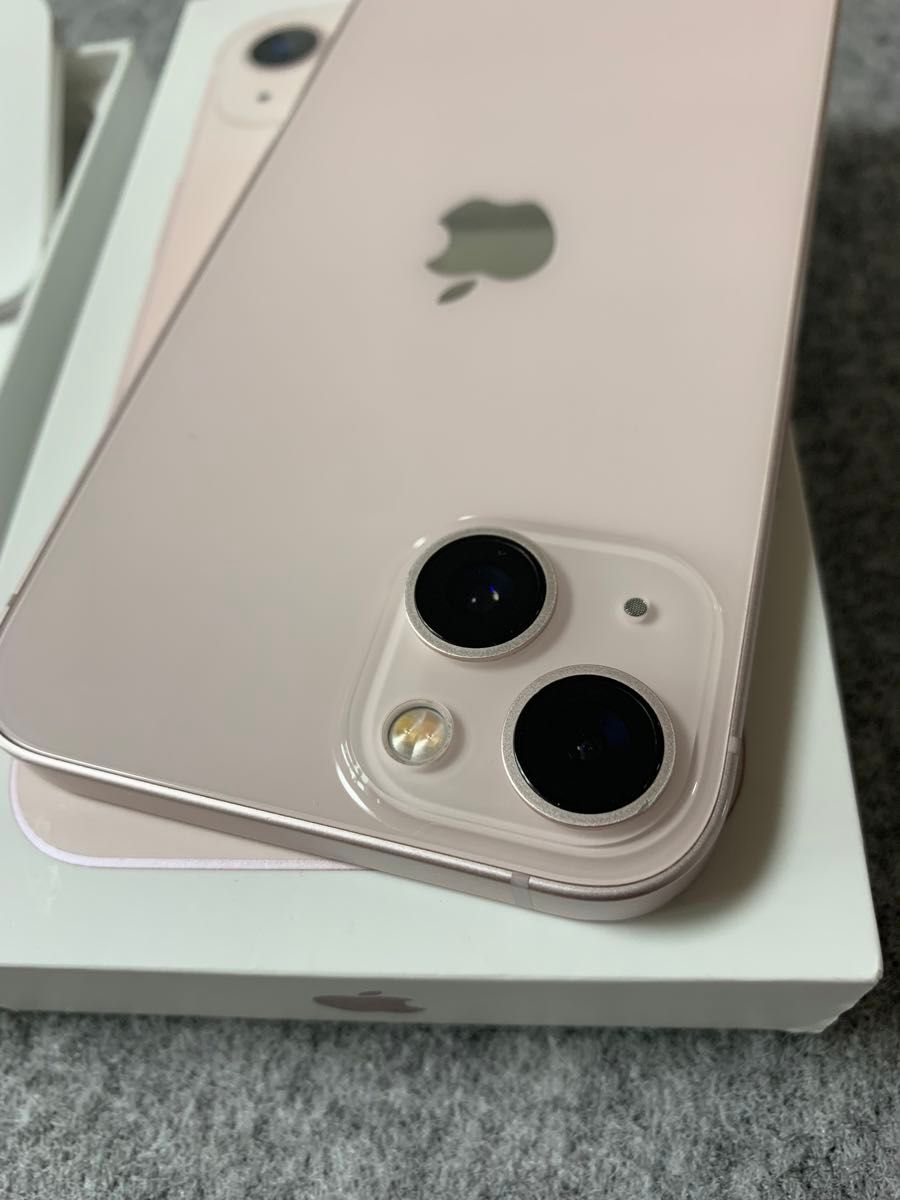 美品 Appleストア版 SIMフリー iPhone13 128GB ピンク色　