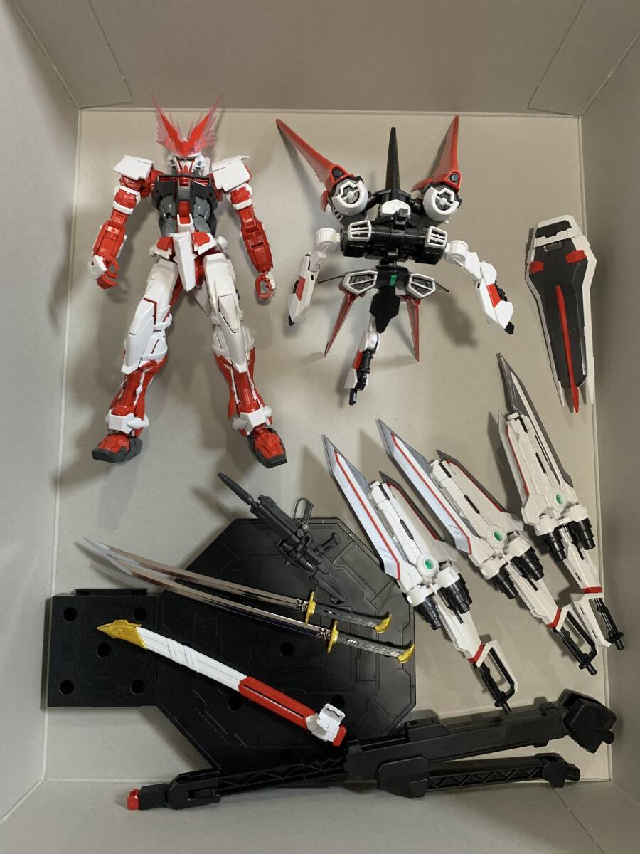 MG Gundam as tray red Dragon element collection less painting 