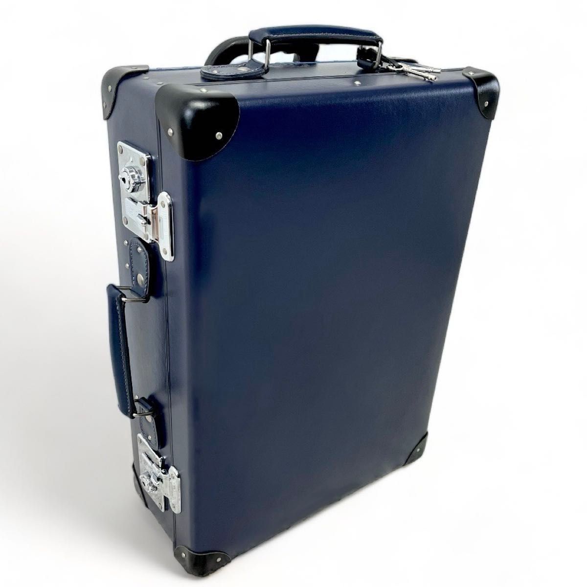 極美品◆グローブトロッター キャリーオン スーツケース  紺 ネイビー 2ホイール GLOBE-TROTTER トロリーケース