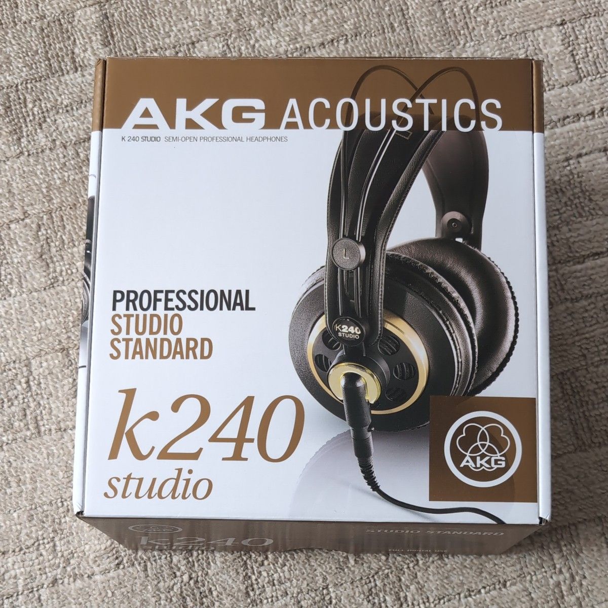 AKG セミオープン型ヘッドホン スタジオモニター K240S 【国内正規品】