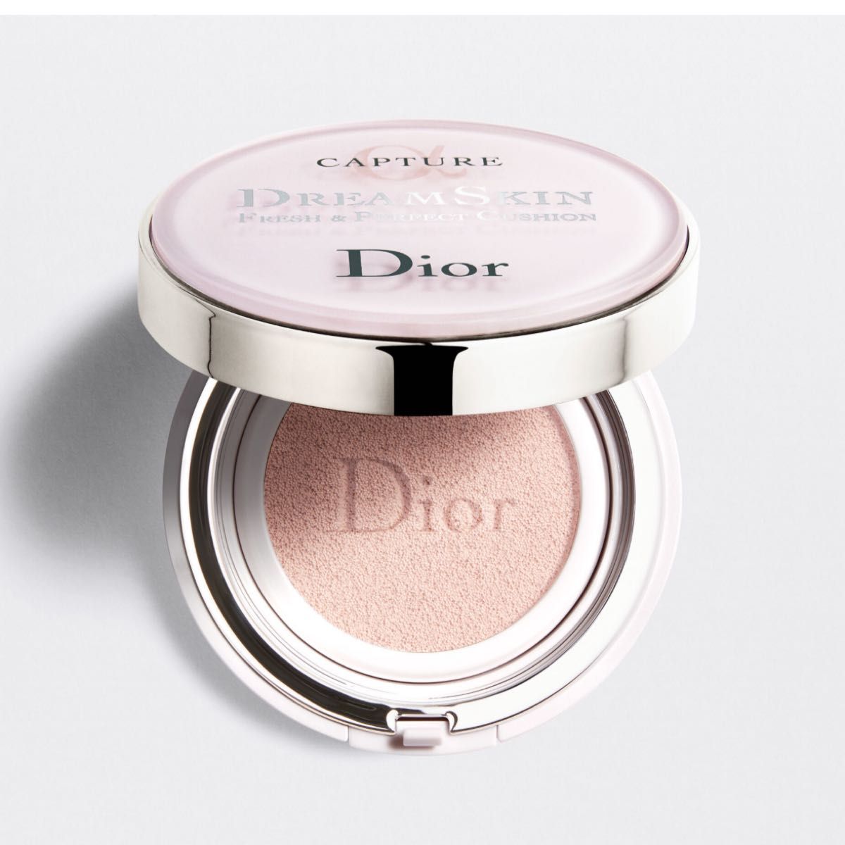 【新品】Dior カプチュール ドリームスキン モイスト クッション #000 SPF50 /PA+++