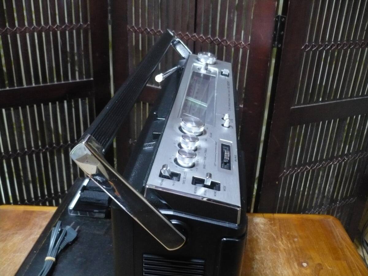 古典ラジカセ SONY CF-6500 (￥57.800 1976年製)取り扱い説明書付き Hi-Fi音質  綺麗 中古動作品  の画像9
