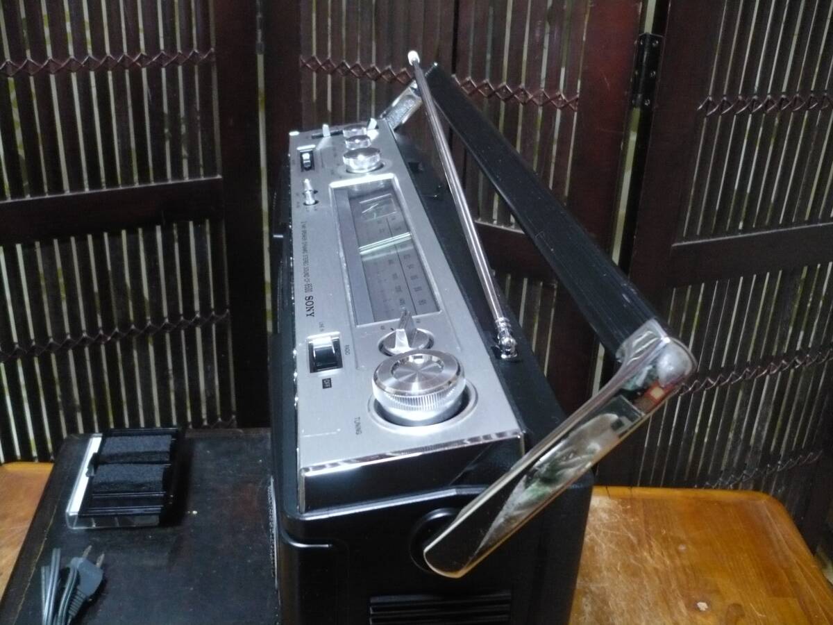 古典ラジカセ SONY CF-6500 (￥57.800 1976年製)取り扱い説明書付き Hi-Fi音質  綺麗 中古動作品  の画像10