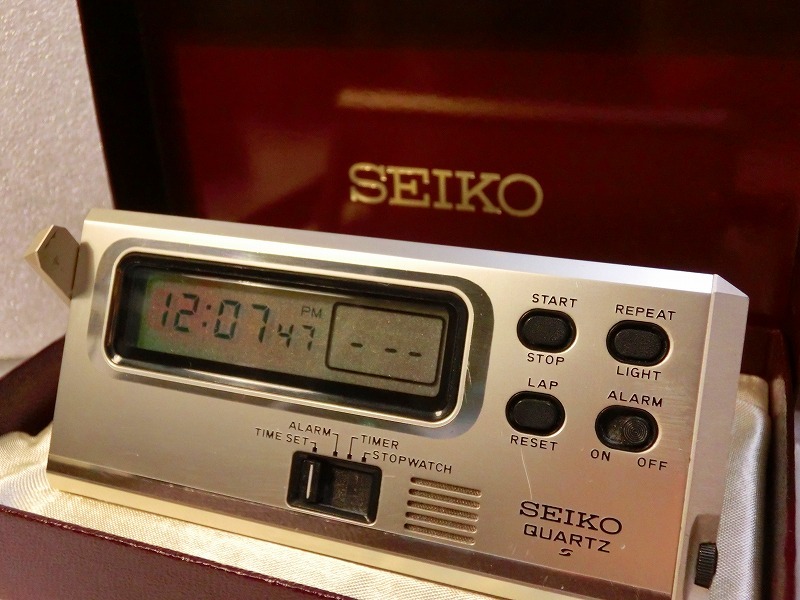 ■絶版・稼働OK■ 昭和レトロ デジタル時計 ポケットアラーム 希少色 シルバー⑫ SEIKO コレクション 処分 貴重の画像1