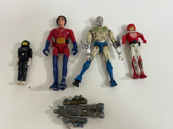 ジャンク　パーツ撮りなどにご利用ください　タカラ　TAKARA　キャプテンウルトラ？ ミクロマン　_画像1