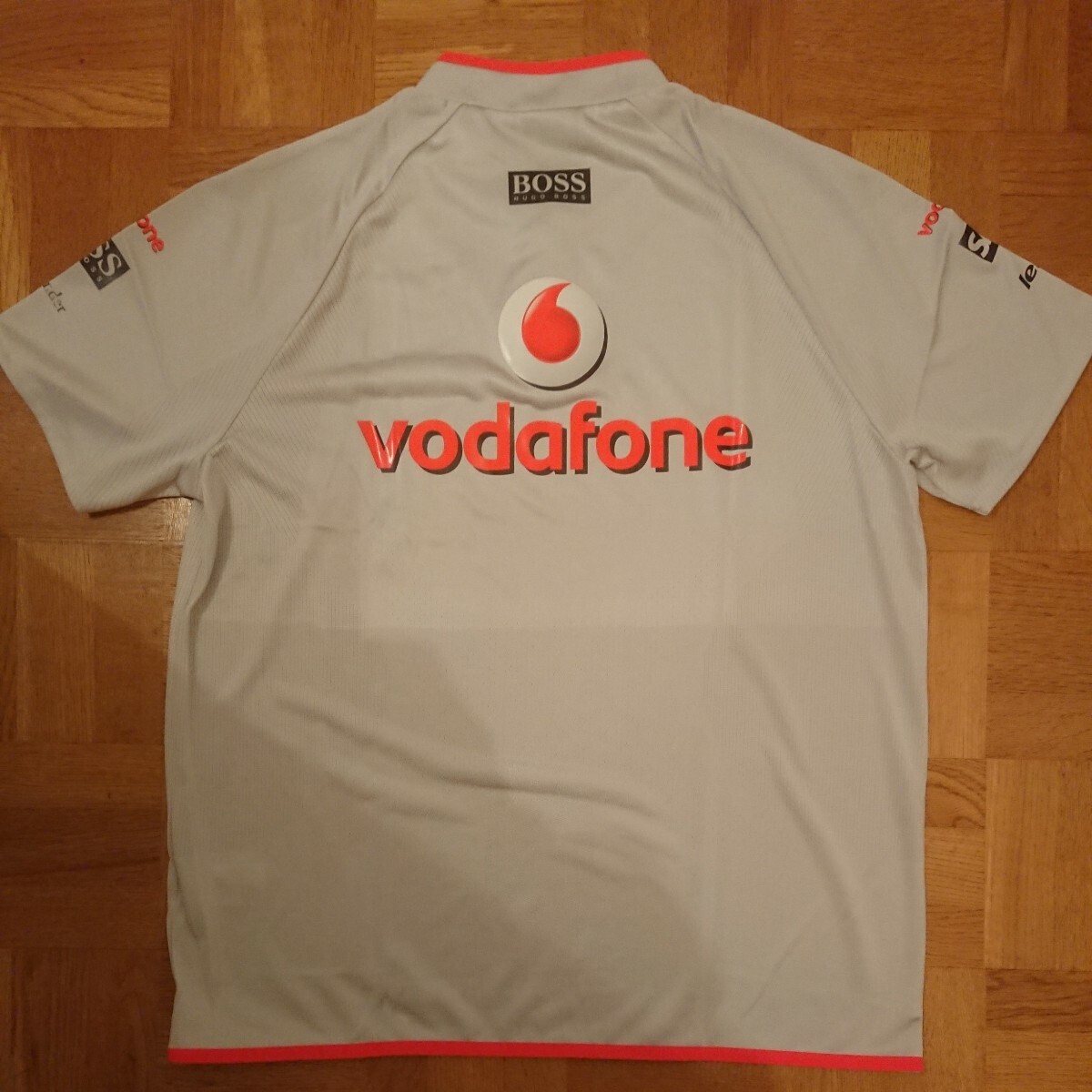  not for sale new goods unused tag attaching 2009 Vodafone McLAREN Mercedes F1 team supplied goods half Zip polo-shirt XL size HUGO BOSS