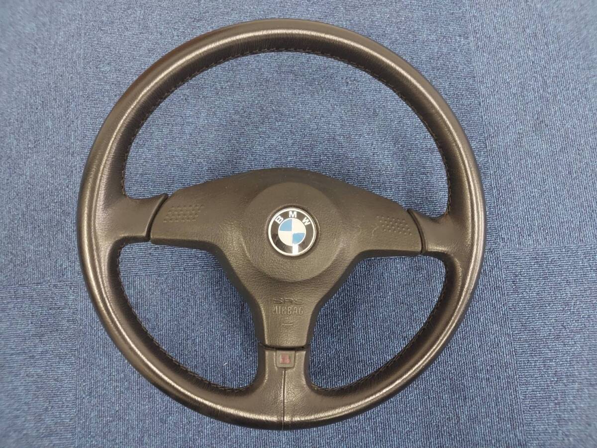 ☆中古美品☆ BMW(純正) ステアリング 525i エアバッグありの画像1