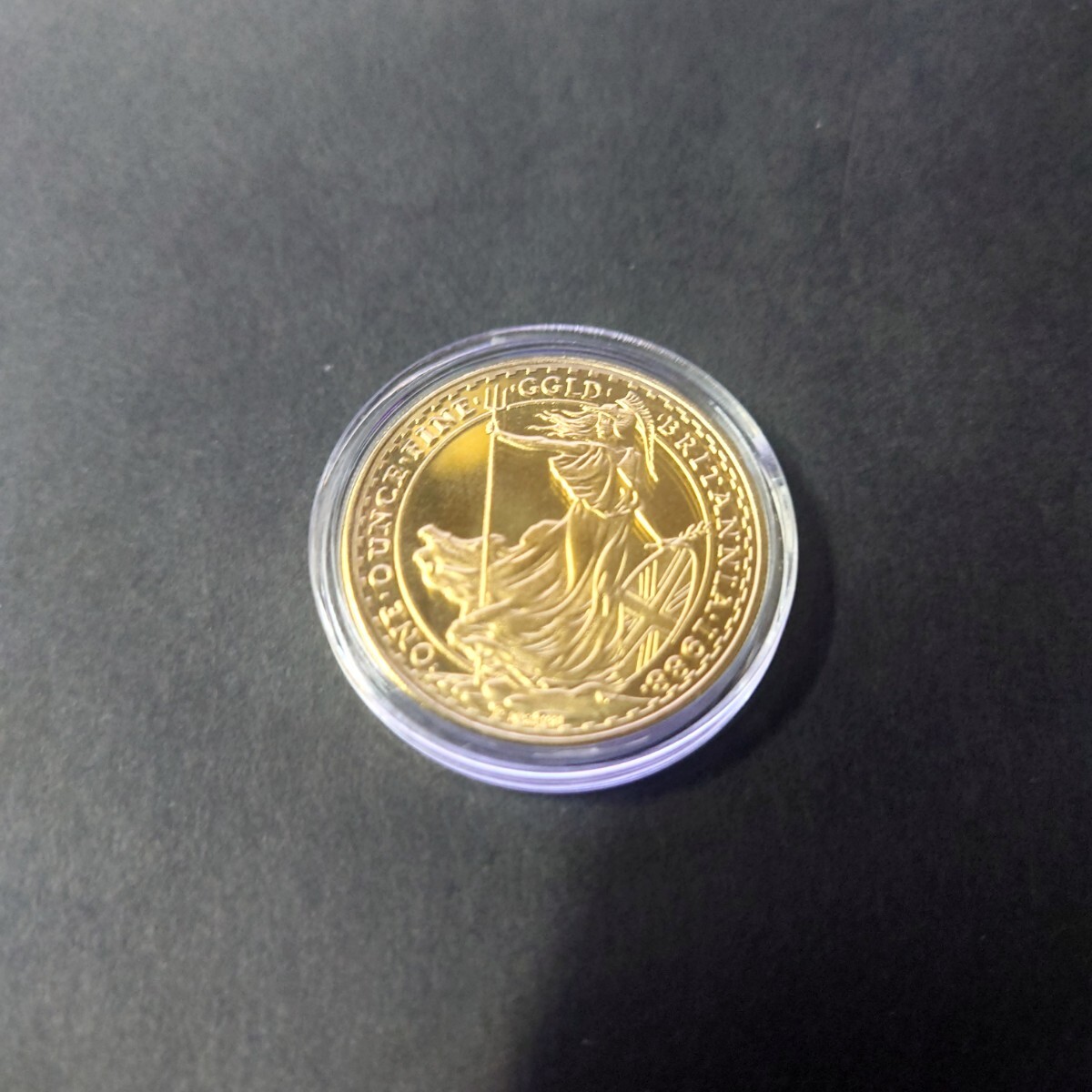 イギリス ブリタニアコイン ゴールド GOLD 金 金貨 ゴールドコイン ブリタニア金貨 1/2オンス 24kの画像1