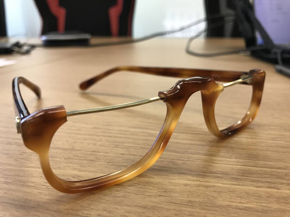 ！送料無料！アメリカ製 Reading Glasses 老眼鏡 フレームのみ レンズなし 未使用ですが保管品です。の画像5