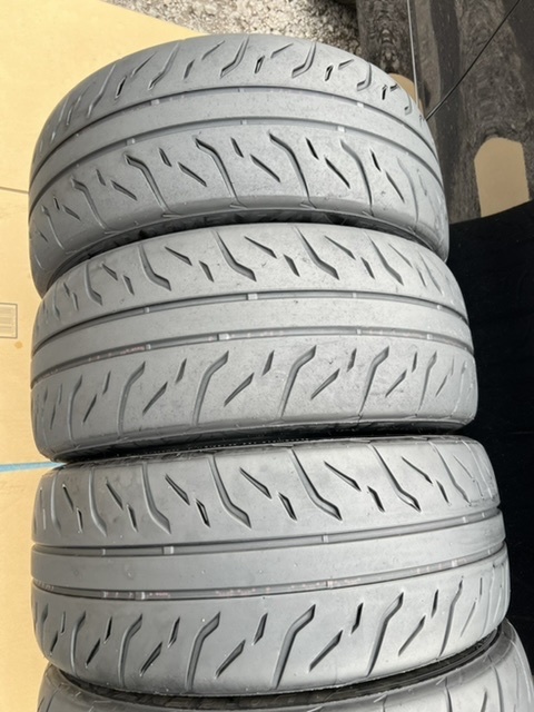 中古タイヤ４本セット BRIDGESTONE POTENZA SPORT 215/45/17 2019年製(非常に良い状態のタイヤの画像4