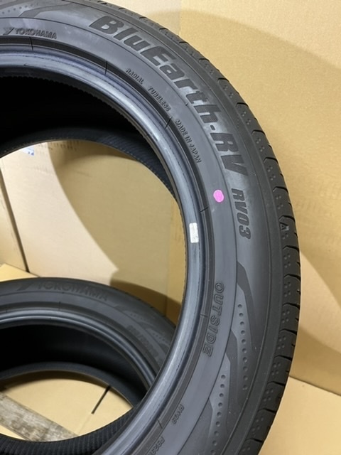 中古タイヤ2本セット YOKOHAMA BLuEarth 235/50/18 2023年製(ほぼ新品のタイヤの画像7