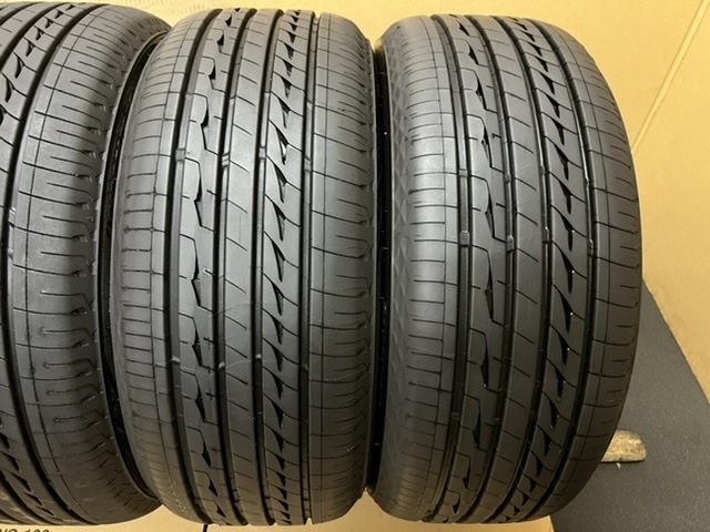 中古タイヤ４本セット　BRIDGESTONE REGNO 225/50/17 2020年製(非常に良い状態のタイヤ_画像2