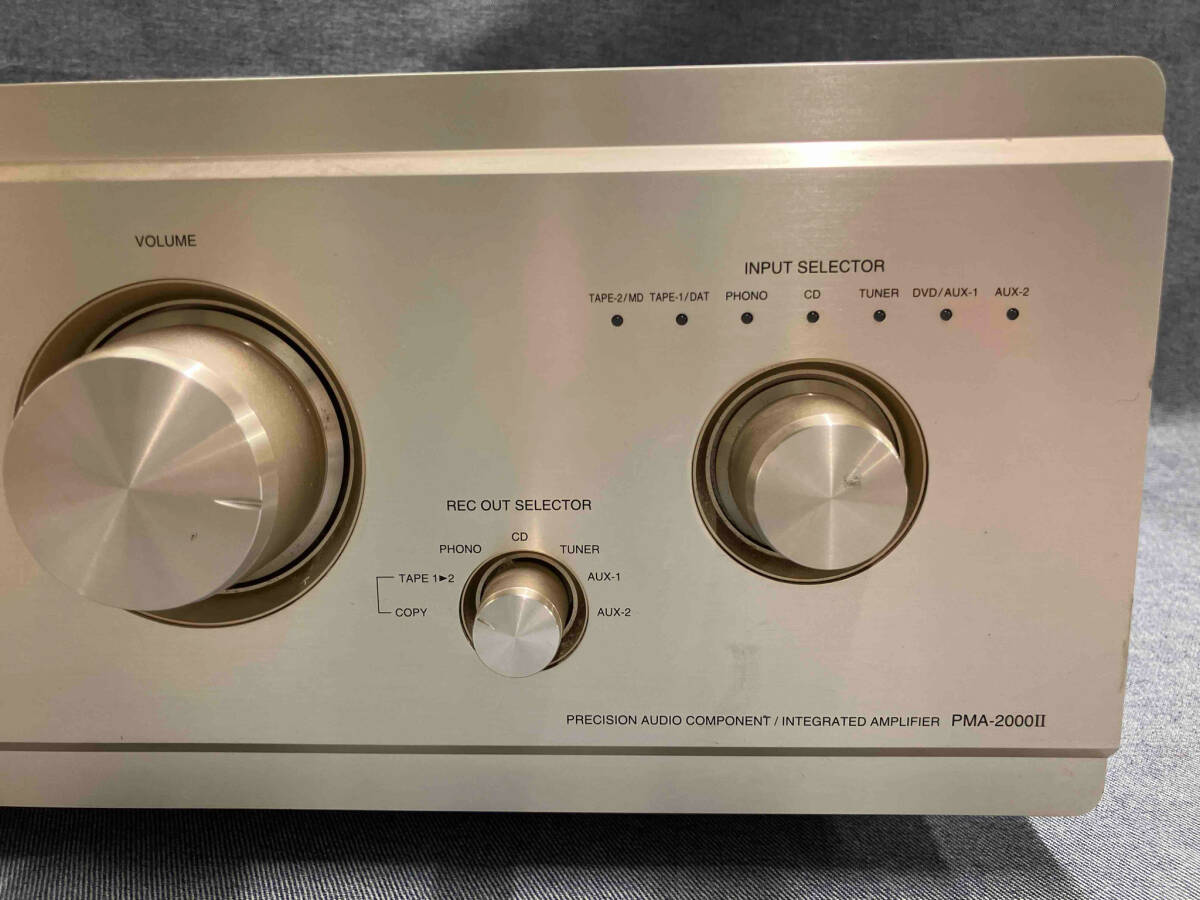 DENON PMA-2000 2 pre-main amplifier (^.11-06-16)