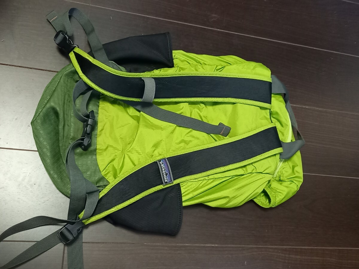 patagonia パタゴニア LIGHTWEIGHT TRAVEL PACK ライト ウエイトトラベル バッグ パック リュック サック アシッド グリーン 鞄 の画像2