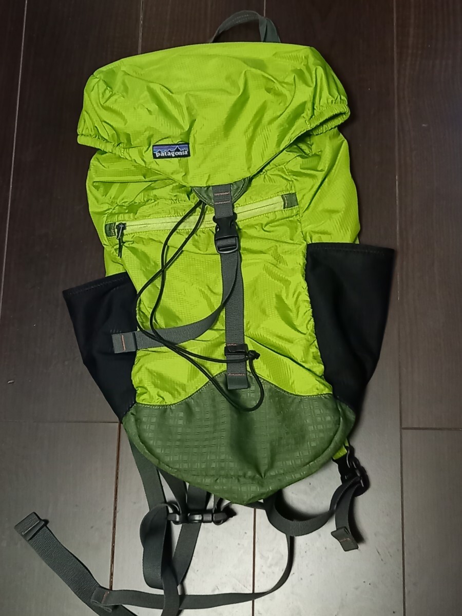 patagonia パタゴニア LIGHTWEIGHT TRAVEL PACK ライト ウエイトトラベル バッグ パック リュック サック アシッド グリーン 鞄 の画像1