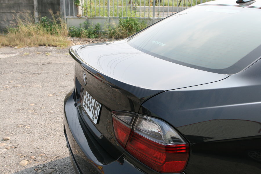 【何色でも塗装可能】M Type BMW 3シリーズ セダン E90 塗装品 リア トランクスポイラー ウィングスポイラー 2005-2011_画像6