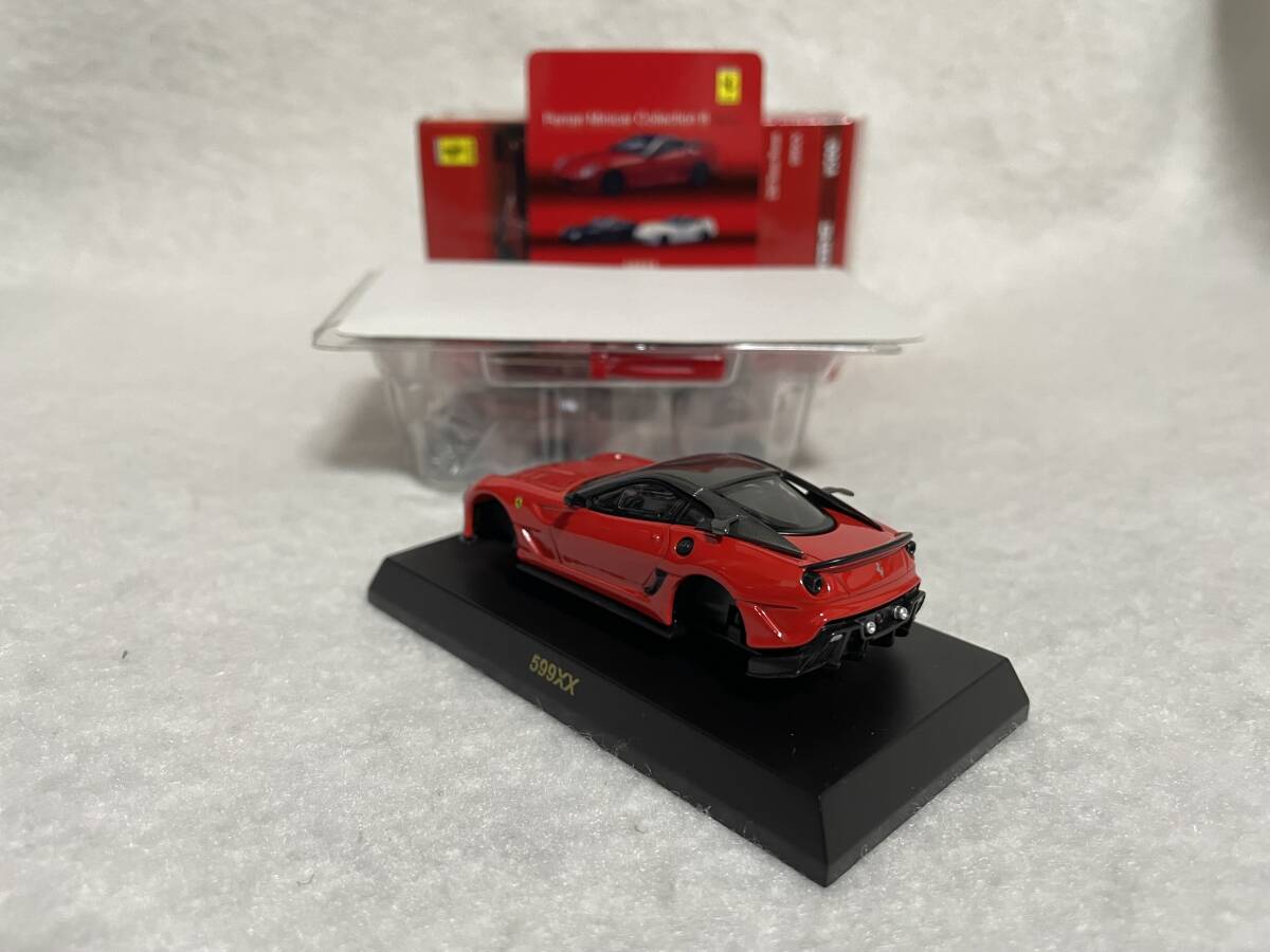  Kyosho 1/64 Ferrari 8 NEO 599XX (. красный )