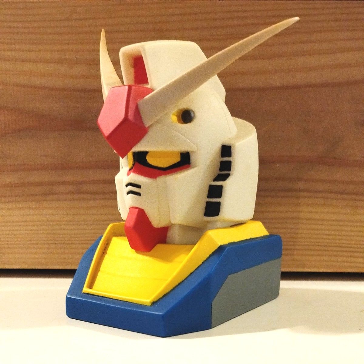 ガンダム 貯金箱 GUNDAM フィギュア インテリア オブジェ|Yahoo ガンダム 貯金箱 GUNDAM フィギュア インテリア オブジェ|Yahoo