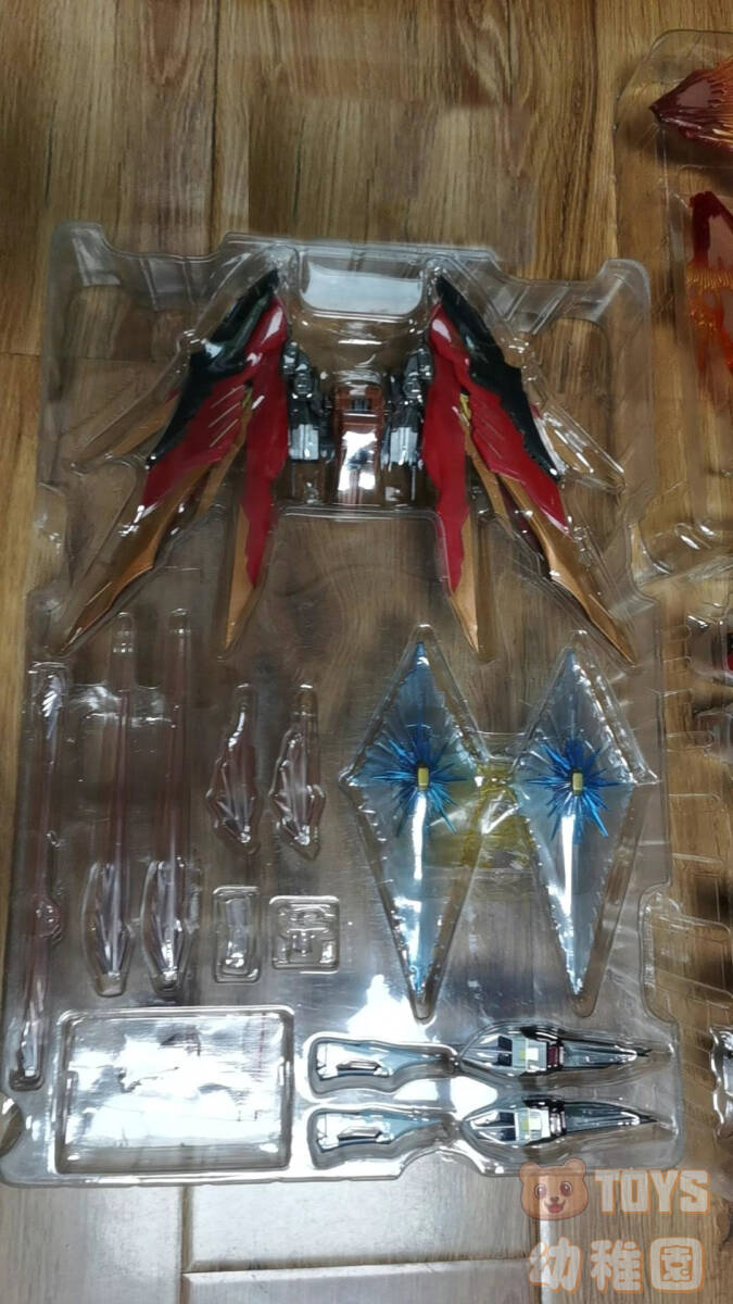 【樹人模型】1/100 デスティニーガンダム (ハイネ機) 光の翼付き 合金 完成品 可動フィギュア 非メタルビルドの画像8