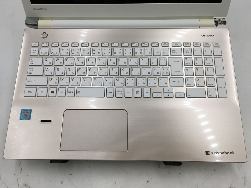 TOSHIBA/ノート/HDD 1000GB/第7世代Core i7/メモリ8GB/8GB/WEBカメラ有/OS無/Intel Corporation HD Graphics 620 32MB-240417000926088_キーボード接写１