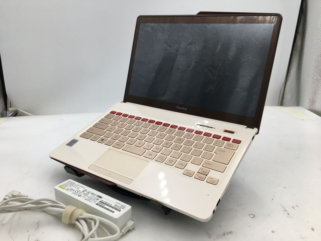 FUJITSU/ノート/HDD 500GB/第4世代Core i5/メモリ4GB/WEBカメラ有/OS無-240403000896738_正面 M