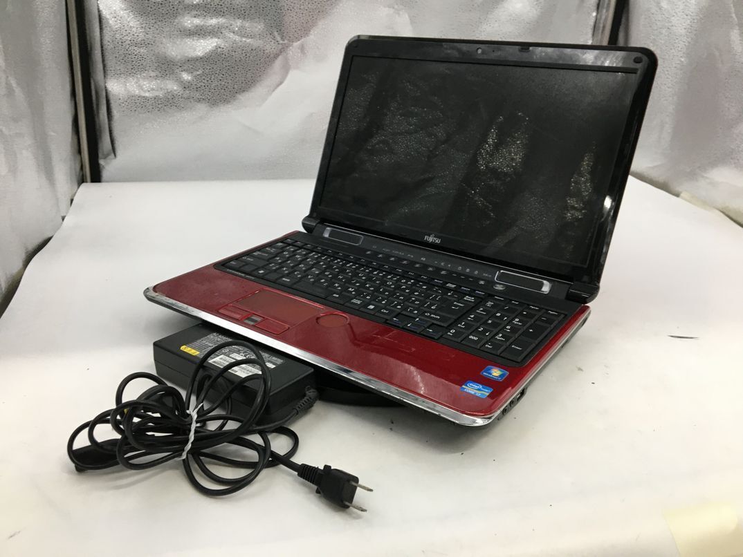 FUJITSU/ノート/HDD 750GB/第2世代Core i7/メモリ2GB/2GB/WEBカメラ有/OS無-240415000923176_正面 M