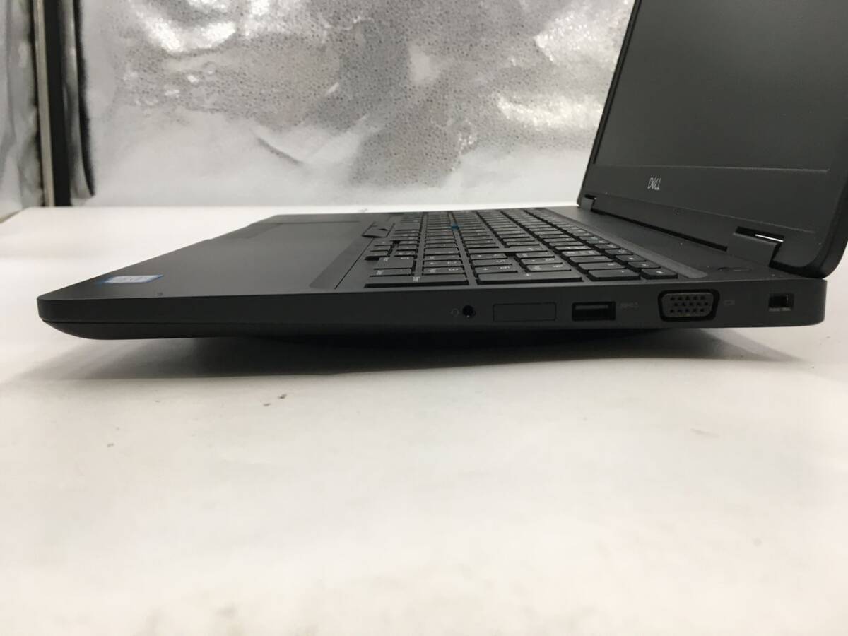 DELL/ノート/第8世代Core i5/メモリ8GB/WEBカメラ無/OS無/Intel Corporation UHD Graphics 620 32MB-240306000838883_側面（右）M