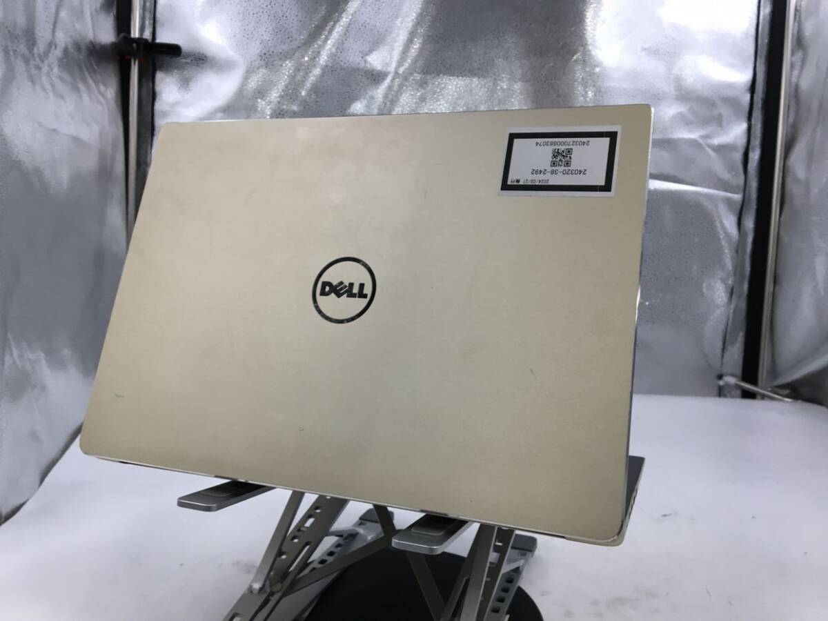 Dell Inc./ノート/第7世代Core i5/メモリ8GB/WEBカメラ有/OS無/Intel Corporation HD Graphics 620 32MB/ドライブ-240327000883074_天板　M