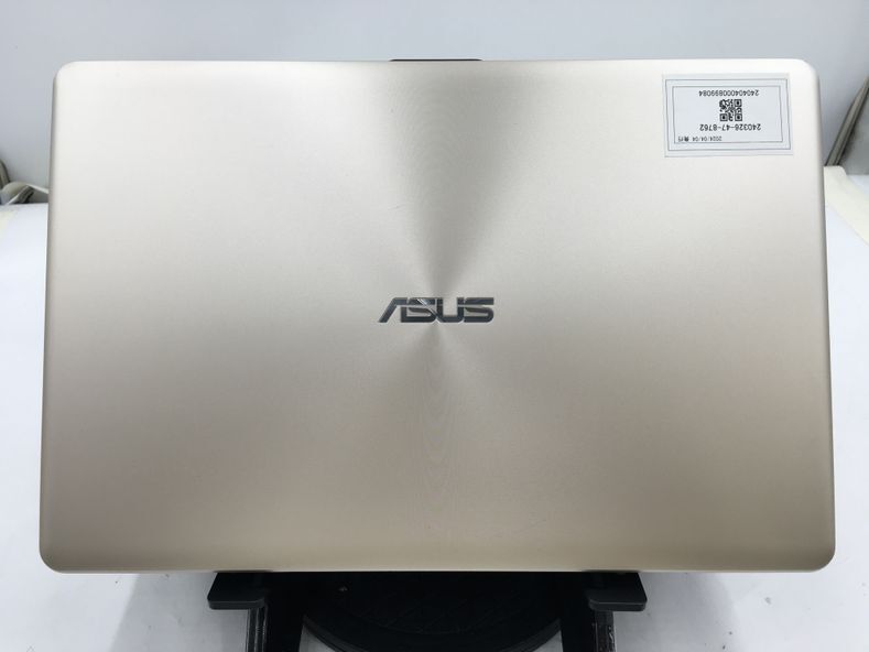 ASUS/ Note /HDD 1000GB/ no. 8 поколение Core i5/ память 4GB/WEB камера иметь /OS нет /Intel Corporation UHD Graphics 620 64MB-240404000899084
