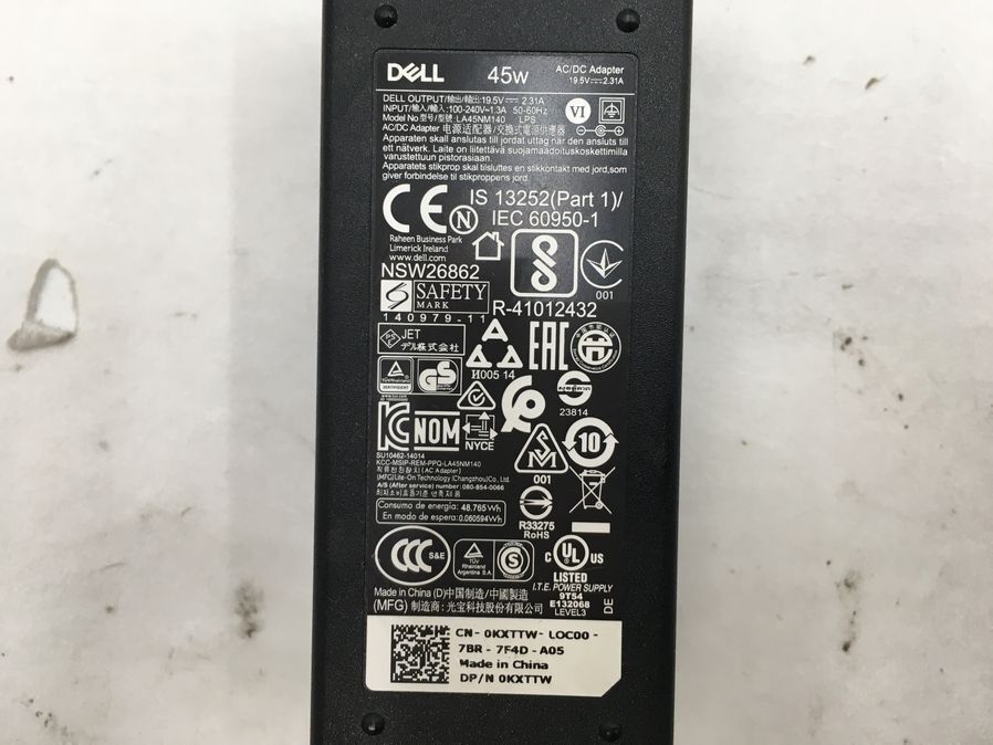 DELL/ノート/SSD 128GB/メモリ2GB/2GB/WEBカメラ有/OS無/Intel Corporation HD Graphics 615 32MB/ドライブ-240411000915013_付属品 1