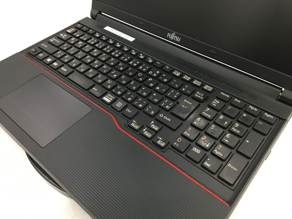 FUJITSU/ノート/HDD 320GB/第4世代Core i3/メモリ4GB/WEBカメラ無/OS無-240401000892548_キーボード接写１