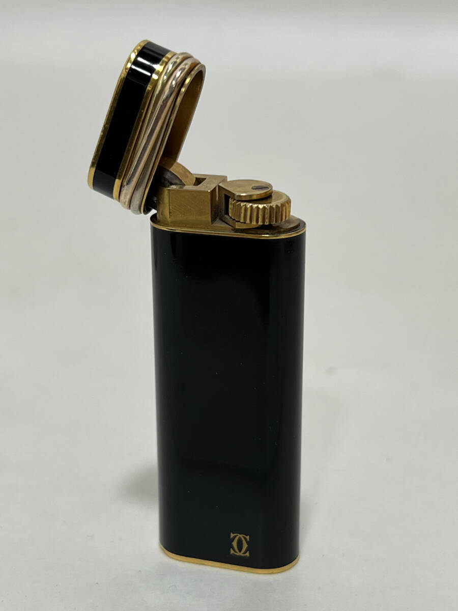 ★H3284 Cartier　トリニティ　ライター　ガスライター　カルティエ　喫煙グッズ　着火未確認　火花〇♪_画像1