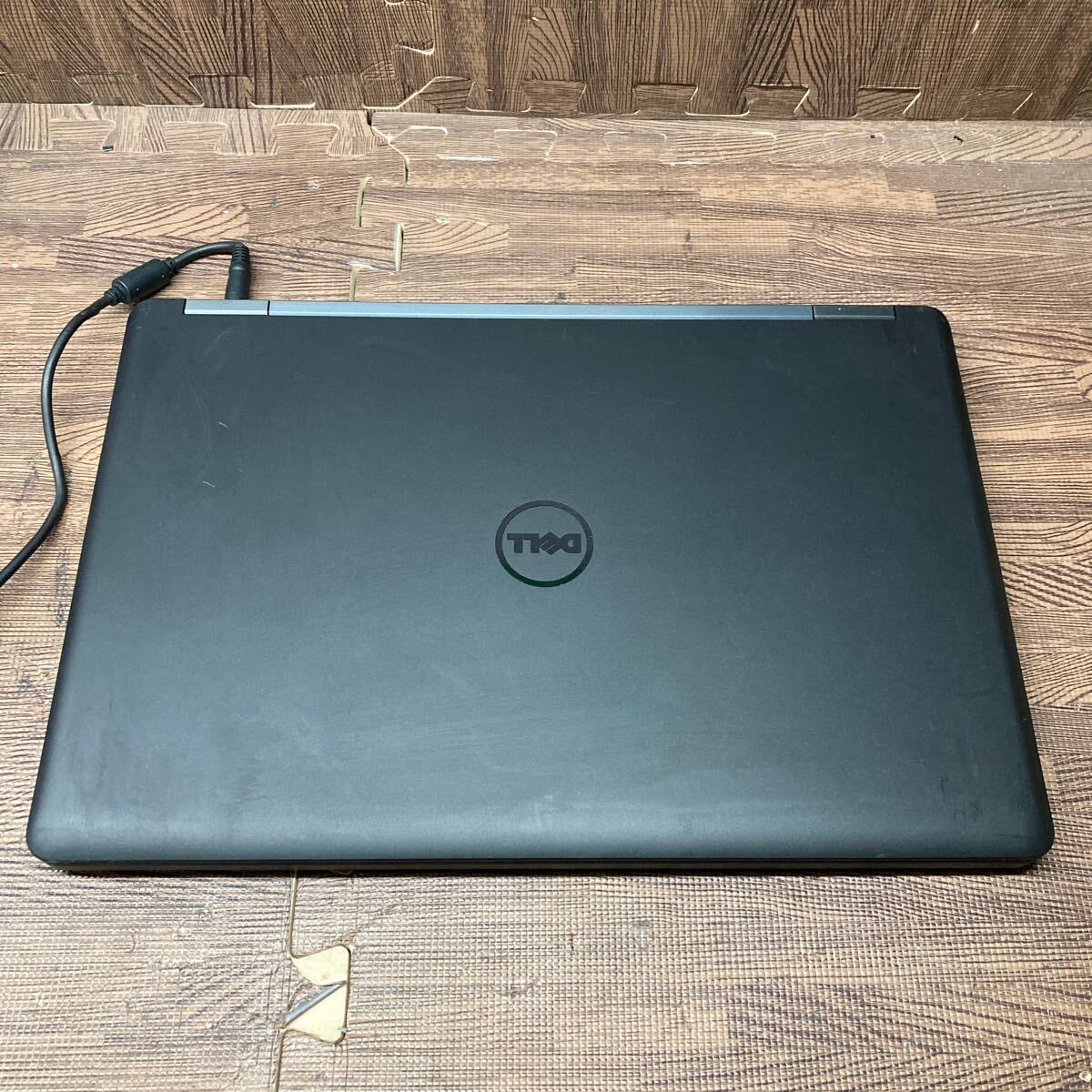 MY3-126 激安 ノートPC DELL Latitude E5550 P37F Core i5 5200U 2.20GHz バッテリー欠品 BIOS立ち上がり確認済み ジャンクの画像5