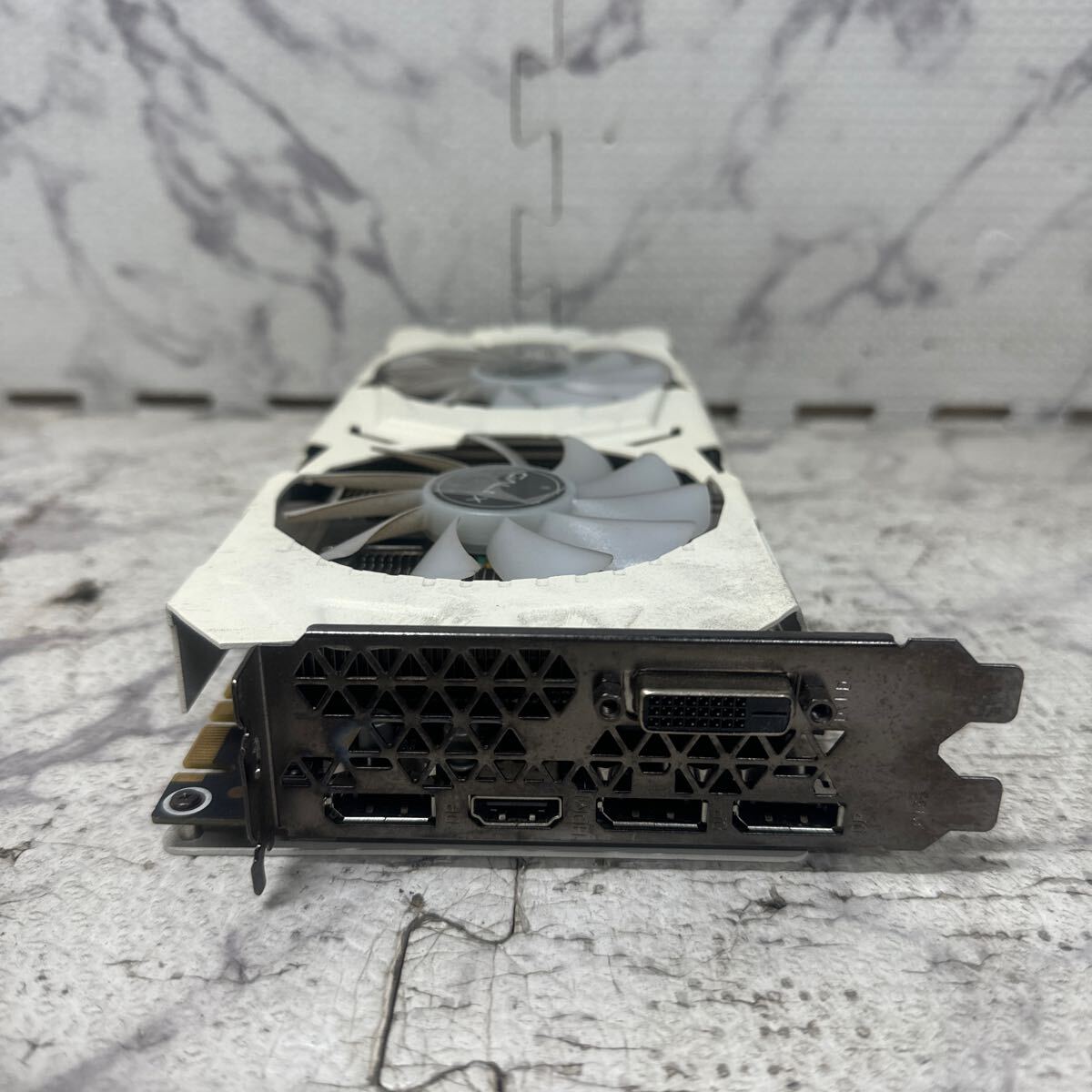 GK super-discount GB-31 graphics board GALAX GTX1080 EX OC SNIPER White PCI-E 8GB GDDR5X 256Bit awareness. image output only verification secondhand goods including in a package possibility 