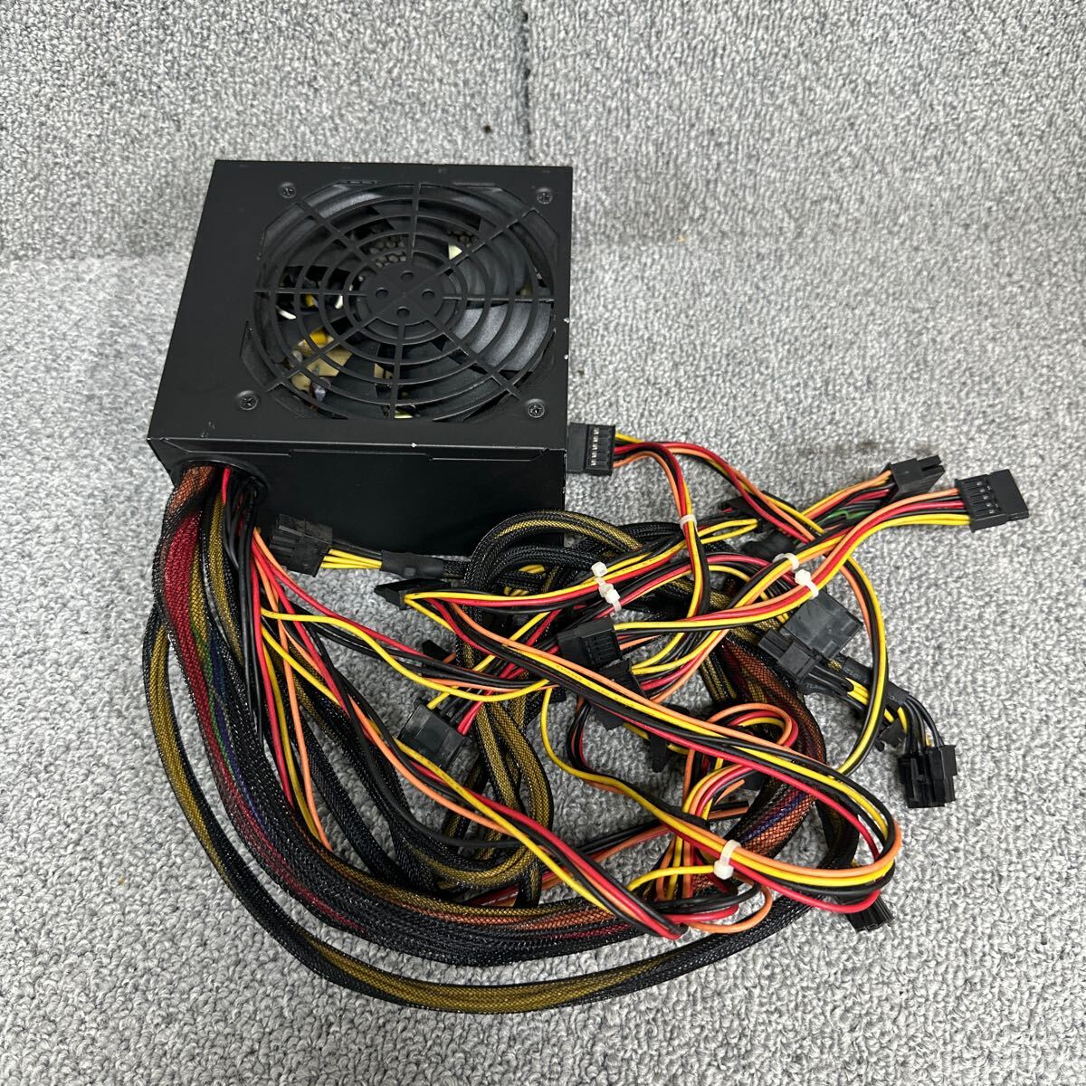 GK 激安 BOX-222 PC 電源BOX FSP RAIDER RA750 750W 80PLUS SILVER 電源ユニット 電圧確認済み 中古品_画像4