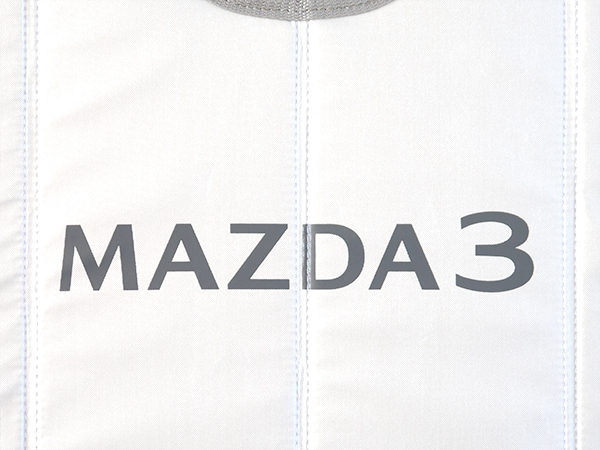 USマツダ純正 専用設計 MAZDA3 ロゴ入 サンシェード 吸盤不要 折りたたみ式 マツダ3 ファストバック / マツダ3 セダン BP系_画像3