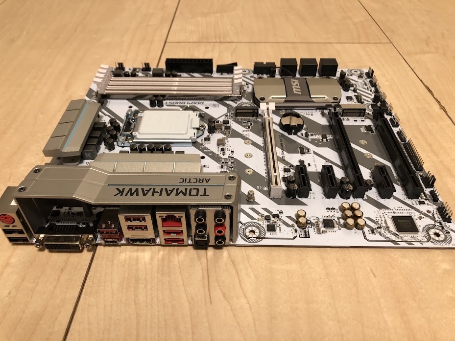 H270 TOMAHAWK ARCTIC DETONATOR EDITION LGA1151 ATXマザーボード その他/IOパネル付属/希少の画像3