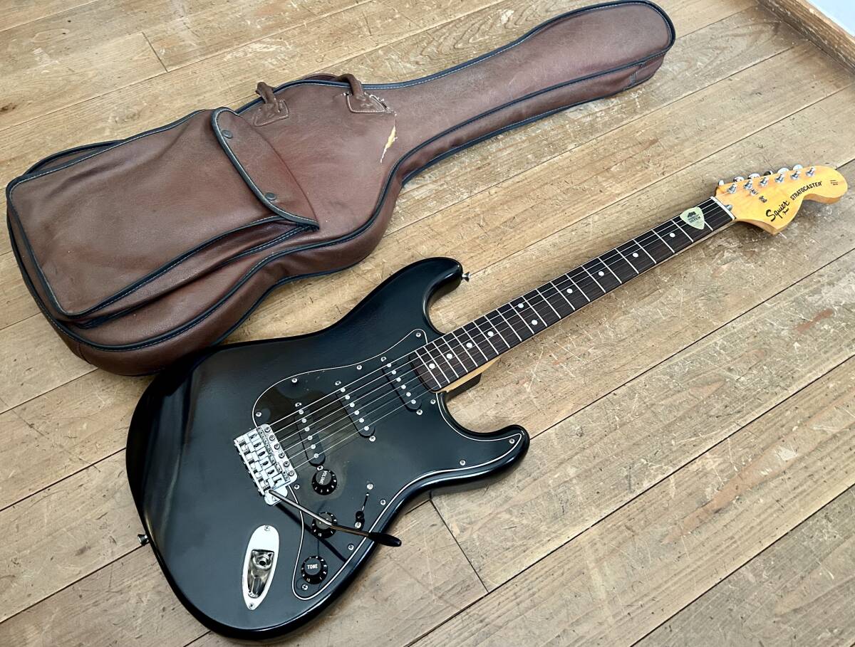 名機 Squier Fender Stratocaster CST-30 BLK 1984年製 フジゲン期 SQシリアル (JV)/ローズ指板 P.U:SQ-3搭載 ラージヘッド/合皮ギグケースの画像1