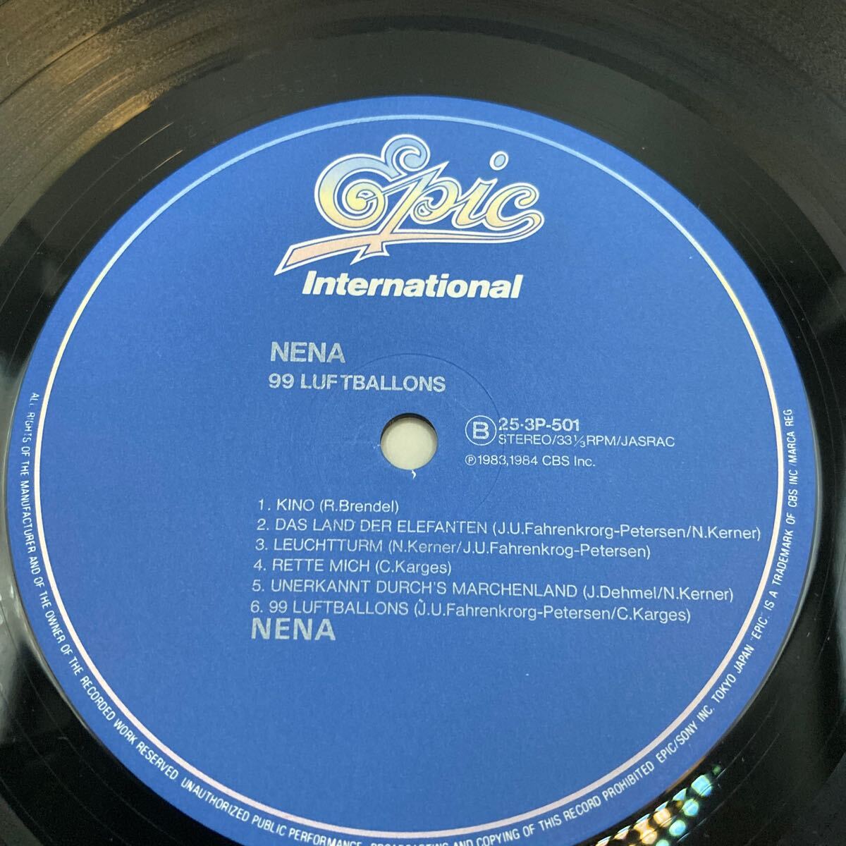 美盤 LP Nena / First America (99 Luftballons) / 25・3P-501 ネーナ_画像5