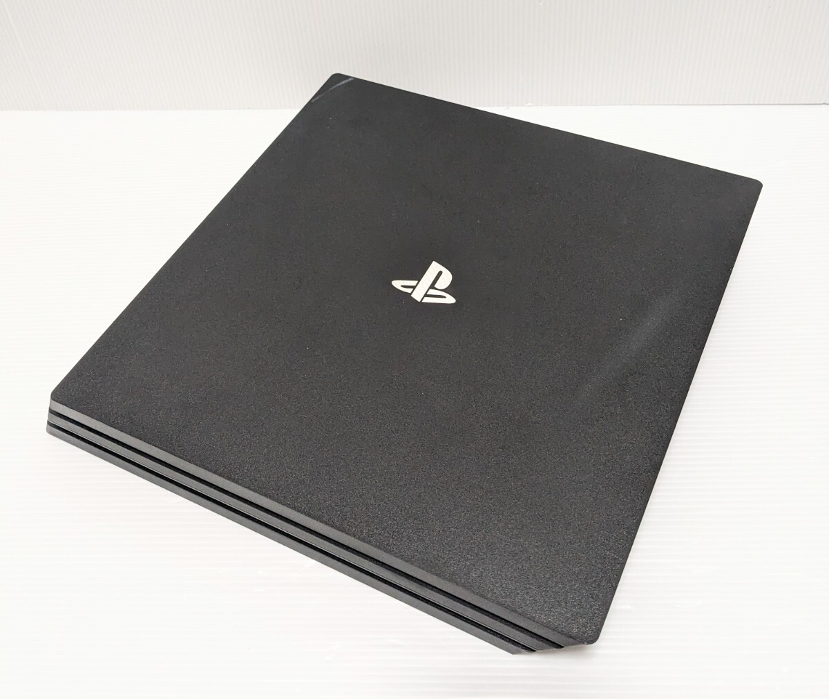 ★SONY PS4 pro本体 CUH-7100Bブラック【1TB】FW10.71 動作良好 　プレイステーション4 PlayStation4 プロ ソニー★_画像3