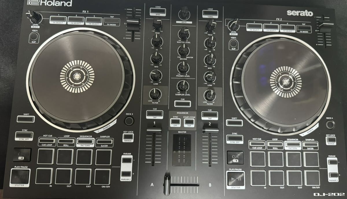 Roland DJコントローラー DJ -202 美品 serato の画像1